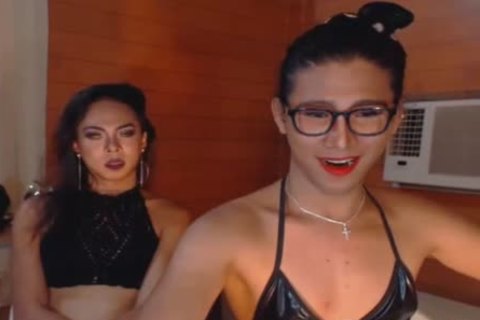 Sizzling slutty And juicy tranny pooper banging