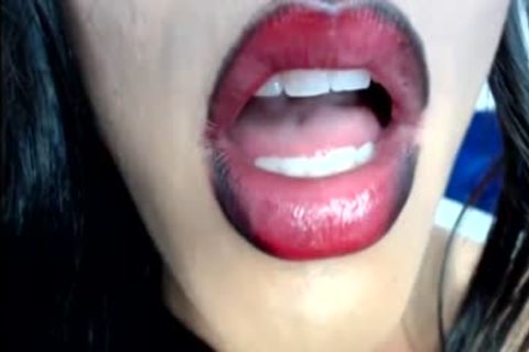 enormous penis tranny Cums Hard On cam
