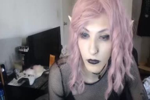 PIDGEYY IS hammering nice-looking P2 WITH love juice