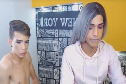 yummy Trans receives chocolate hole Giving It To