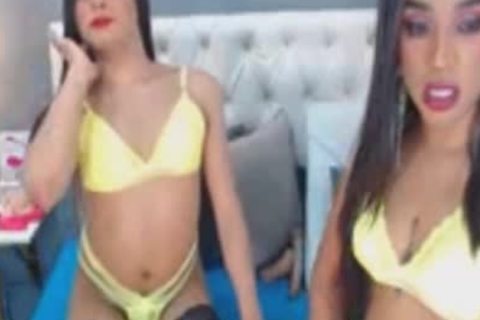 sexy couple sexy smutty Bedroom large 10-Pounder sucking