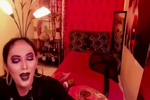 juicy sheboy Enjoys Vibrating toy At Her backdoor