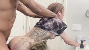 LA'ROSE SAINT TAKES A nailing